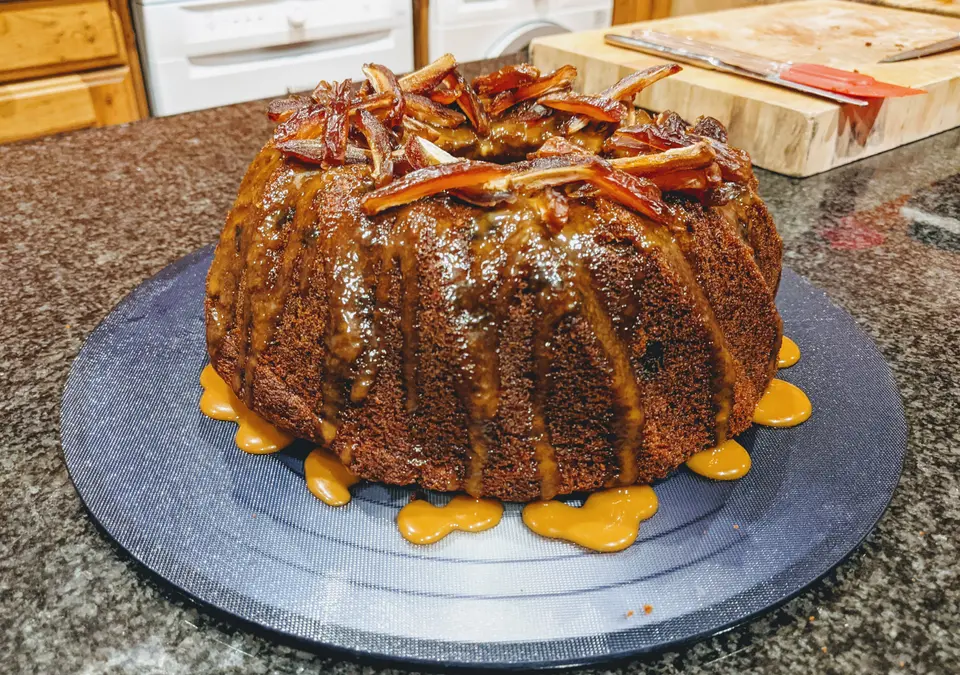 Sticky toffee date cake